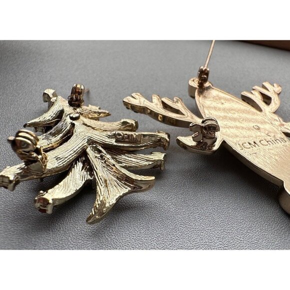 Vintage 60s Signed OPIM GOLDTONE Christmas Tree & Reindeer Rhinestone Pin Brooch - Picture 3 of 6